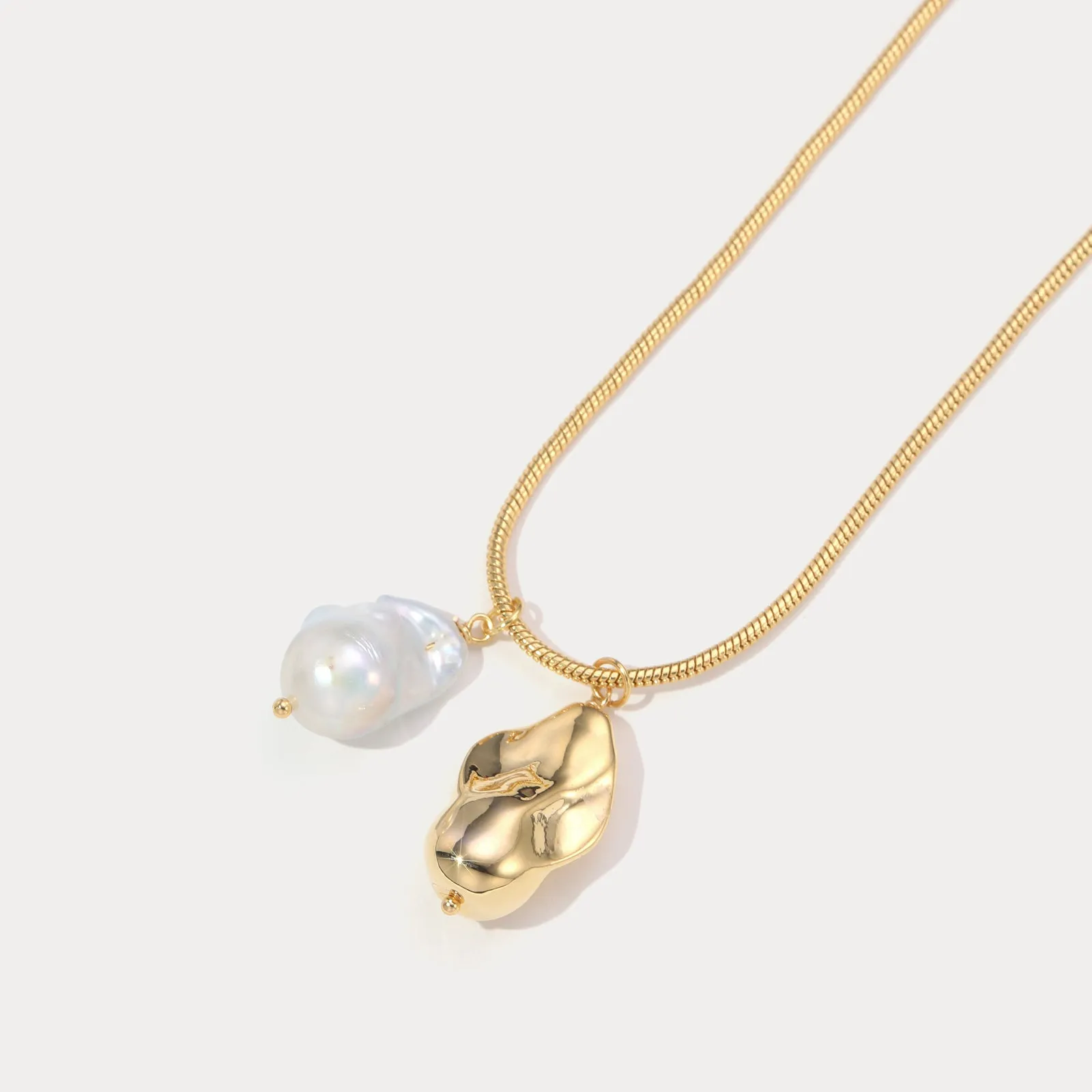 Baroque Pearl Necklace sold by Selenichast product image thumbnail 4