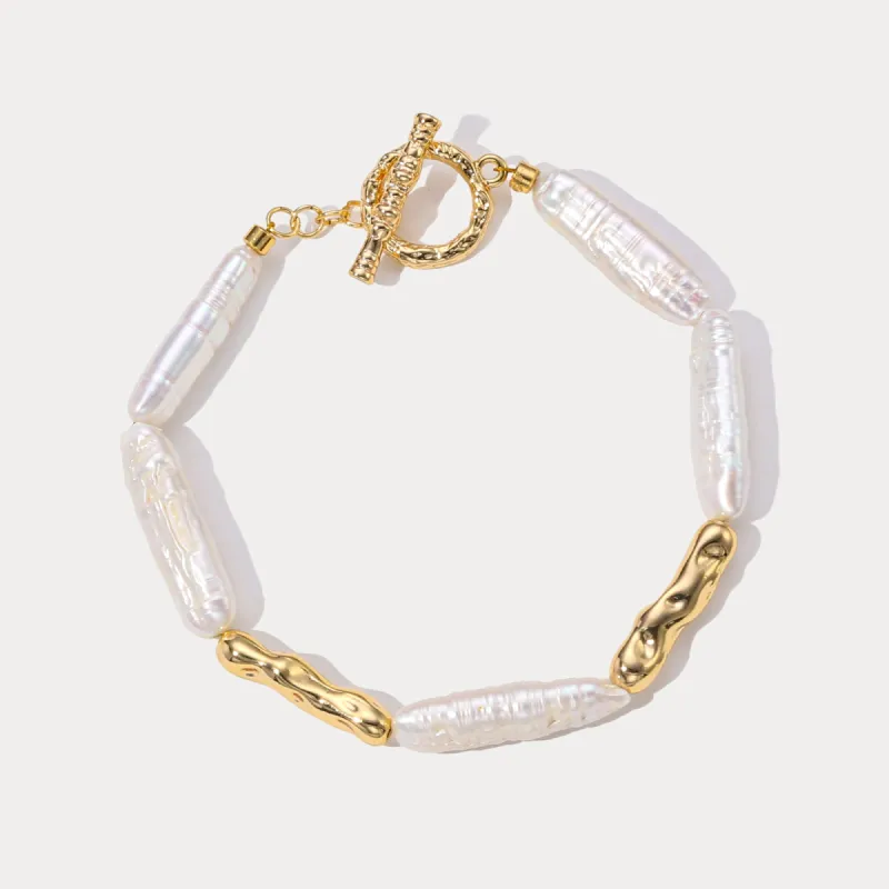 Golden Baroque Pearl Bracelet sold by Selenichast