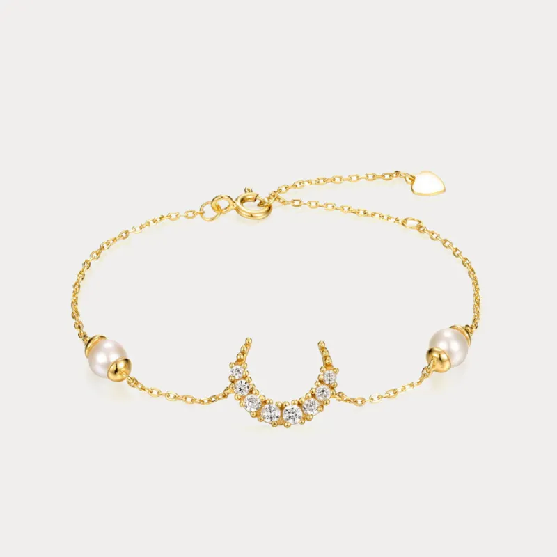 Crescent Moon Bracelet sold by Selenichast