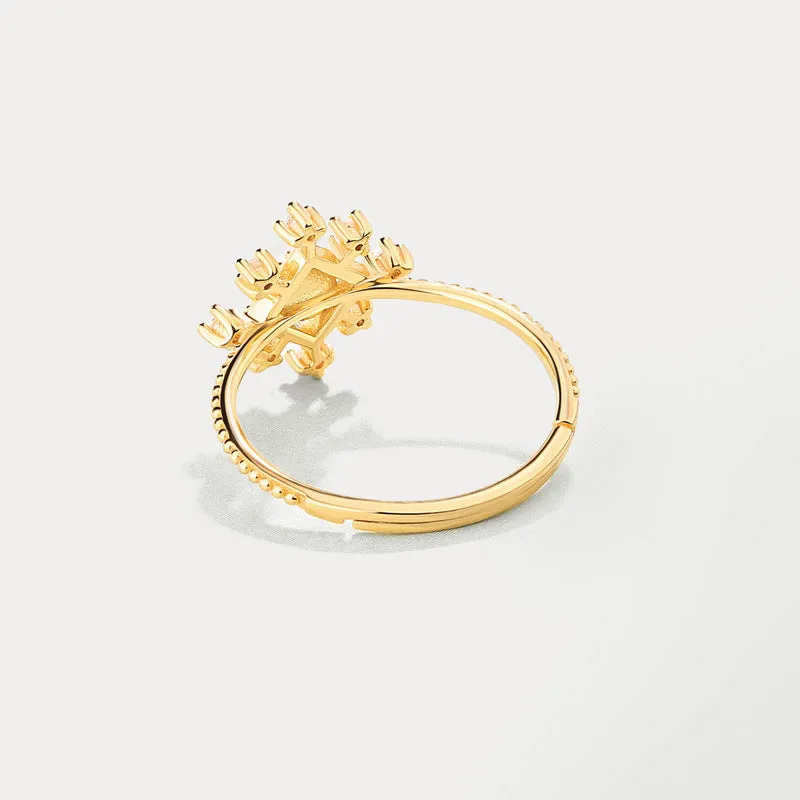 Gold Snowflake Pearl Ring sold by Selenichast product image thumbnail 3