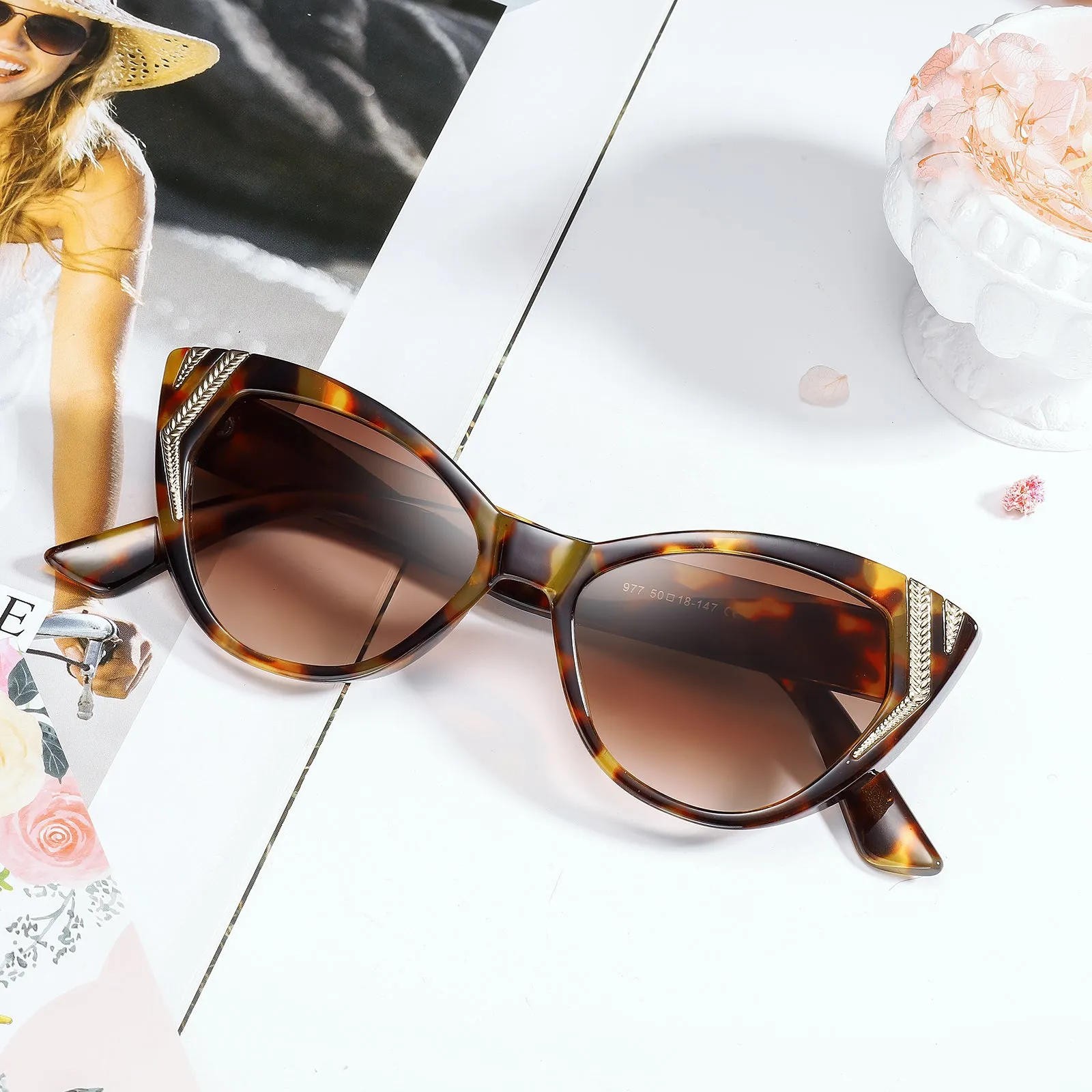 Leopard Print Sunglasses sold by Selenichast product image thumbnail 2
