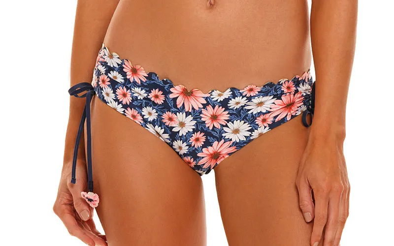 Lauren-Eda Bikini sold by SWORLD Inc product image thumbnail 4