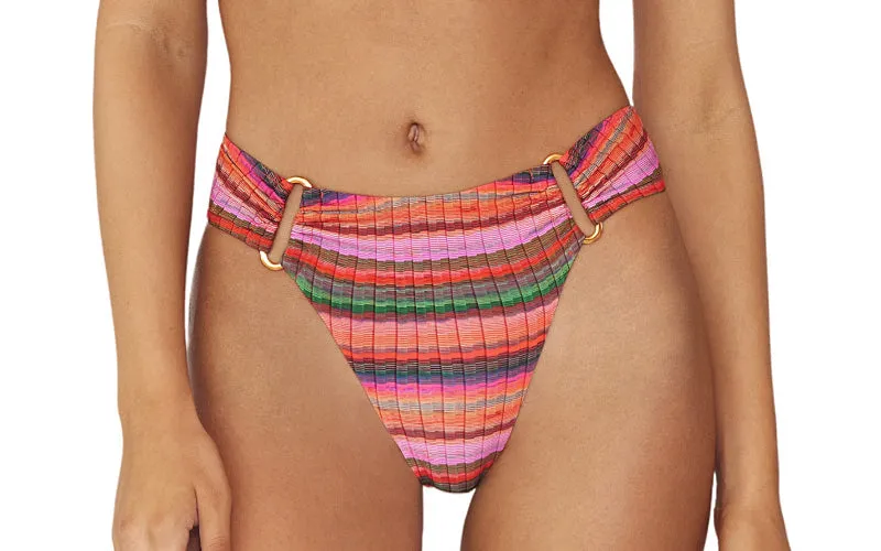 Detail Bandeau-Detail Fanned Bikini sold by SWORLD Inc product image thumbnail 4