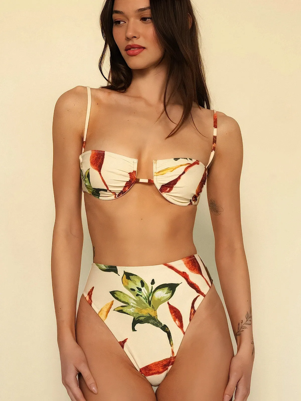 Simonette-Paula Bikini sold by SWORLD Inc product image thumbnail 2