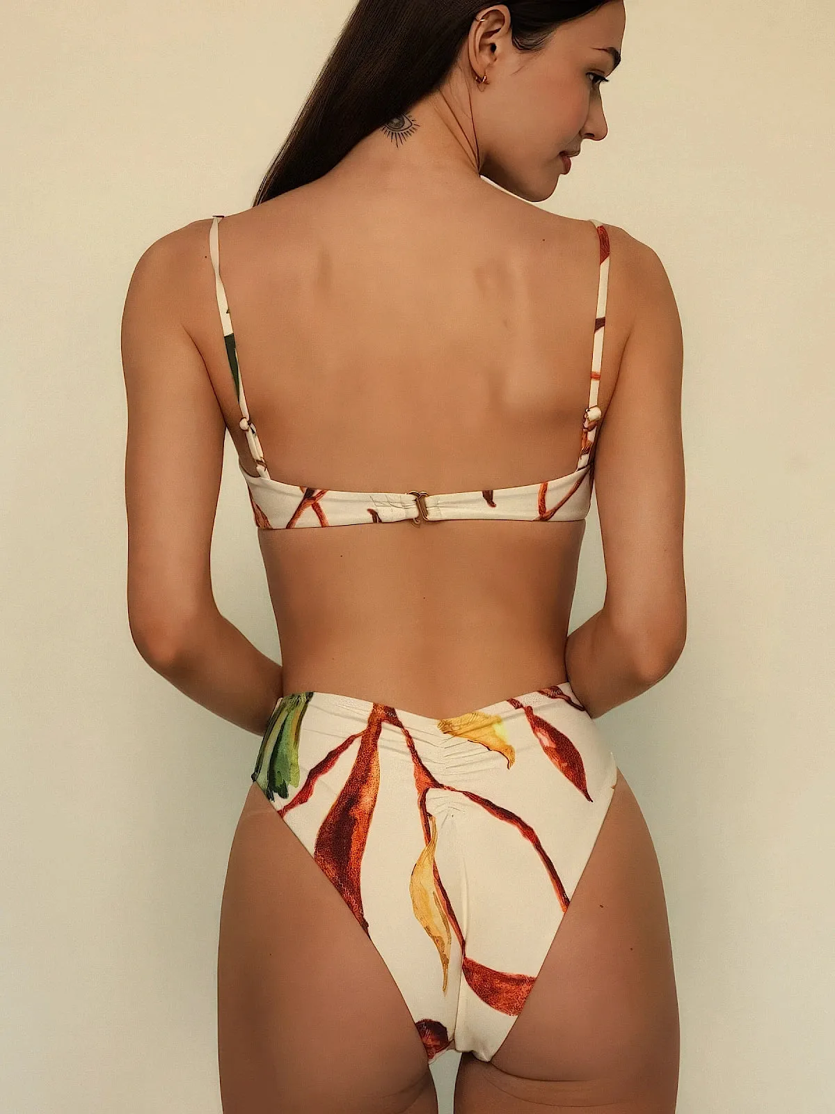 Simonette-Paula Bikini sold by SWORLD Inc product image thumbnail 3