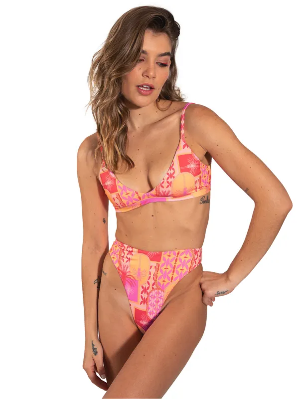 Kiana-Taylor Bikini sold by SWORLD Inc