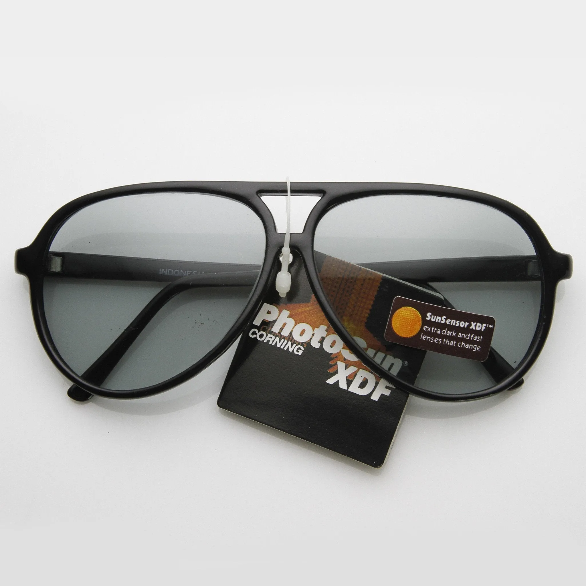 Genuine Vintage 1980's Fashion Photosun XDF Lens Aviator Sunglasses 7220 sold by ZeroUV product image thumbnail 3