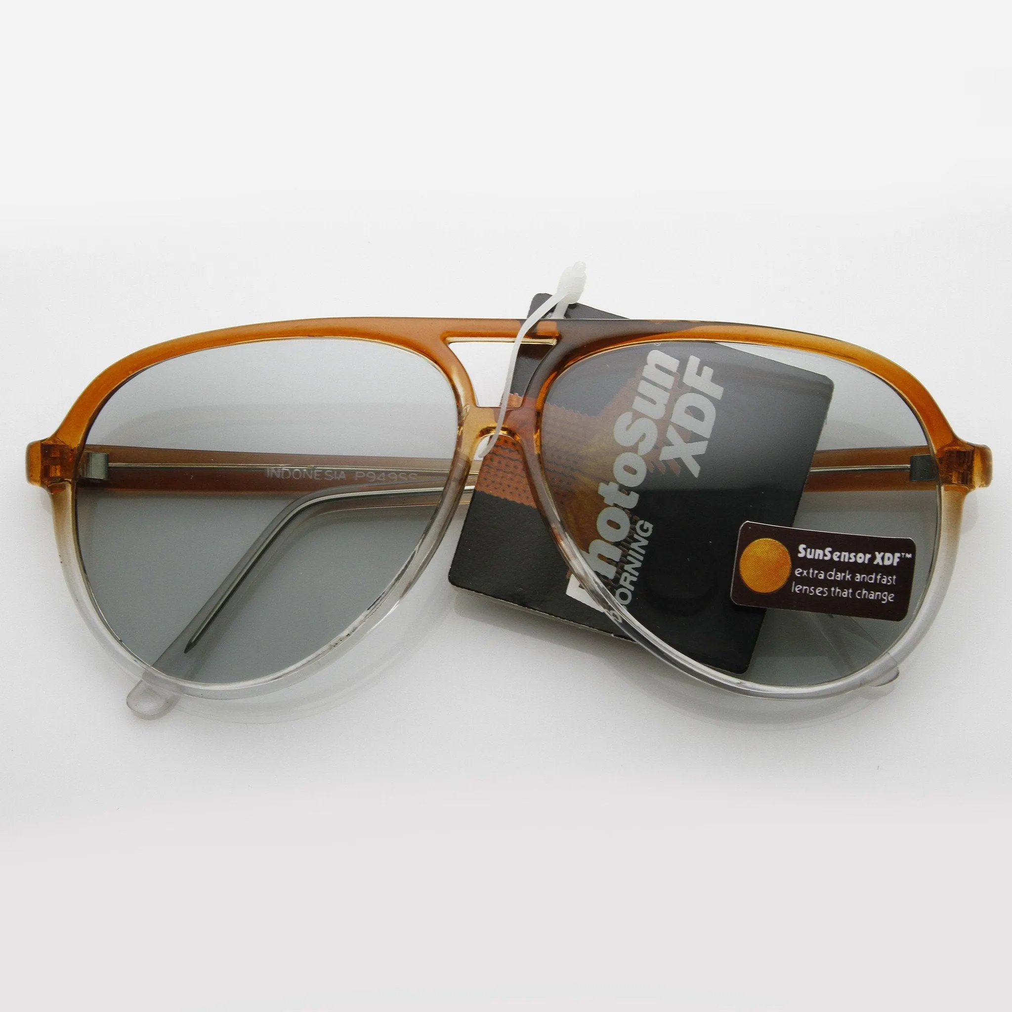 Genuine Vintage 1980's Fashion Photosun XDF Lens Aviator Sunglasses 7220 sold by ZeroUV product image thumbnail 2