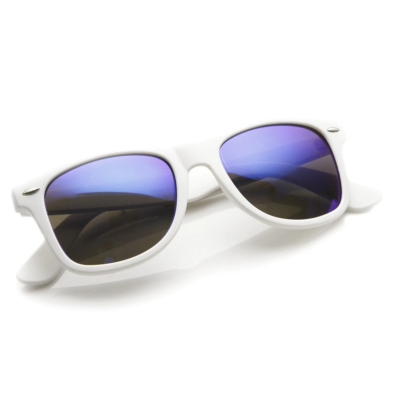 Retro Soft Rubber Intense Mirrored Lens Horned Rim Sunglasses 9101 sold by ZeroUV product image thumbnail 3