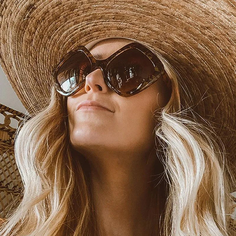 Women's Indie Oversize Diamond Shape Sunglasses 9968 sold by ZeroUV product image thumbnail 2