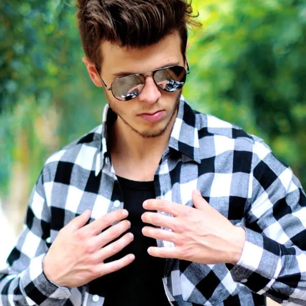 Premium Military Mirrored Lens Metal Aviator Sunglasses sold by ZeroUV product image thumbnail 3