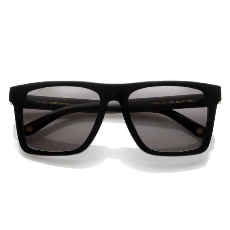 NEWCOMER sold by ZeroUV