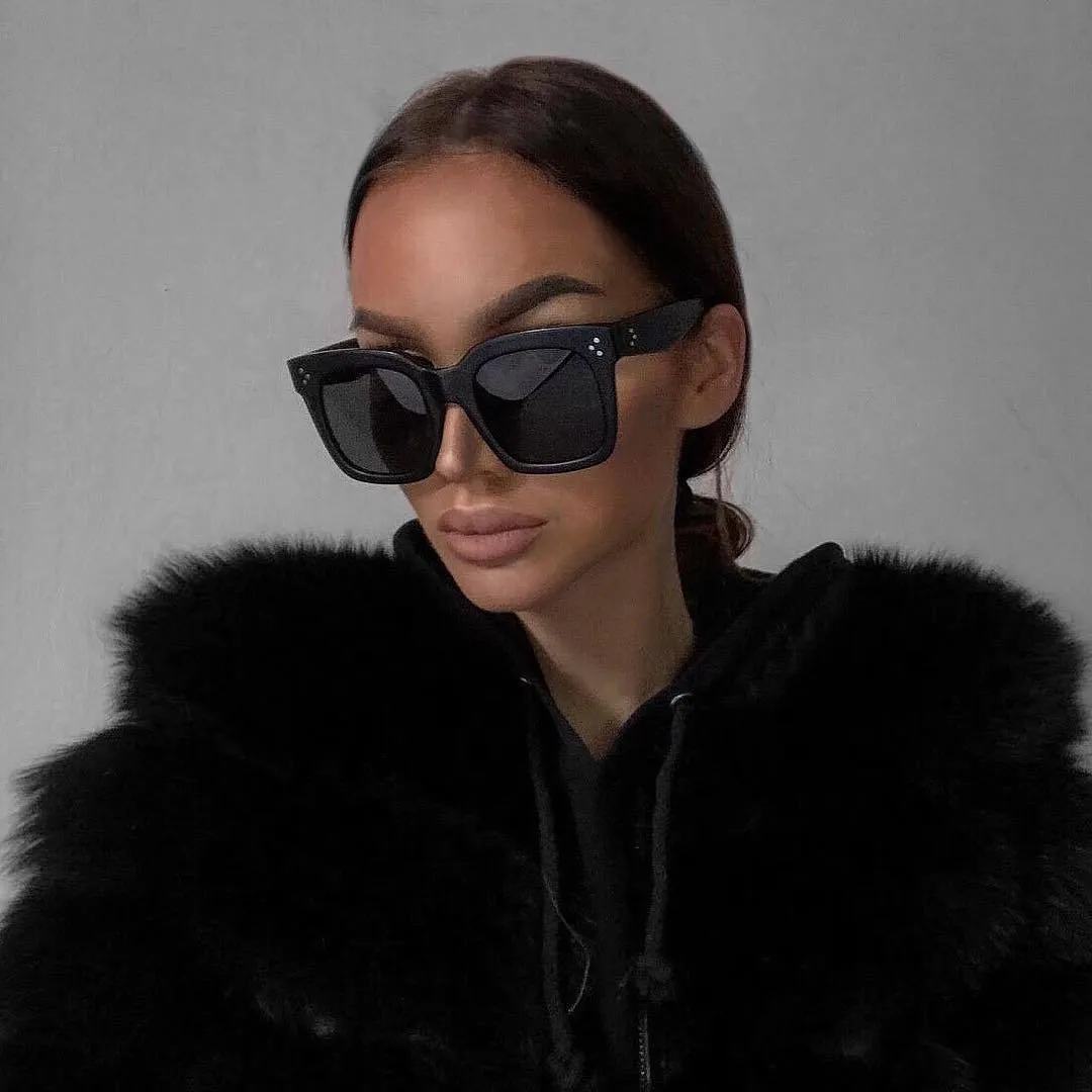 Bold Oversize Horned Rim Flat Lens Sunglasses A101 sold by ZeroUV product image thumbnail 4