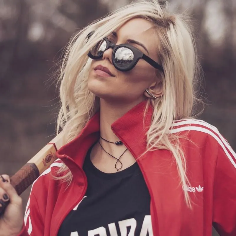 Oversize Indie Bold Frame Mirrored Lens Sunglasses 9983 sold by ZeroUV product image thumbnail 2