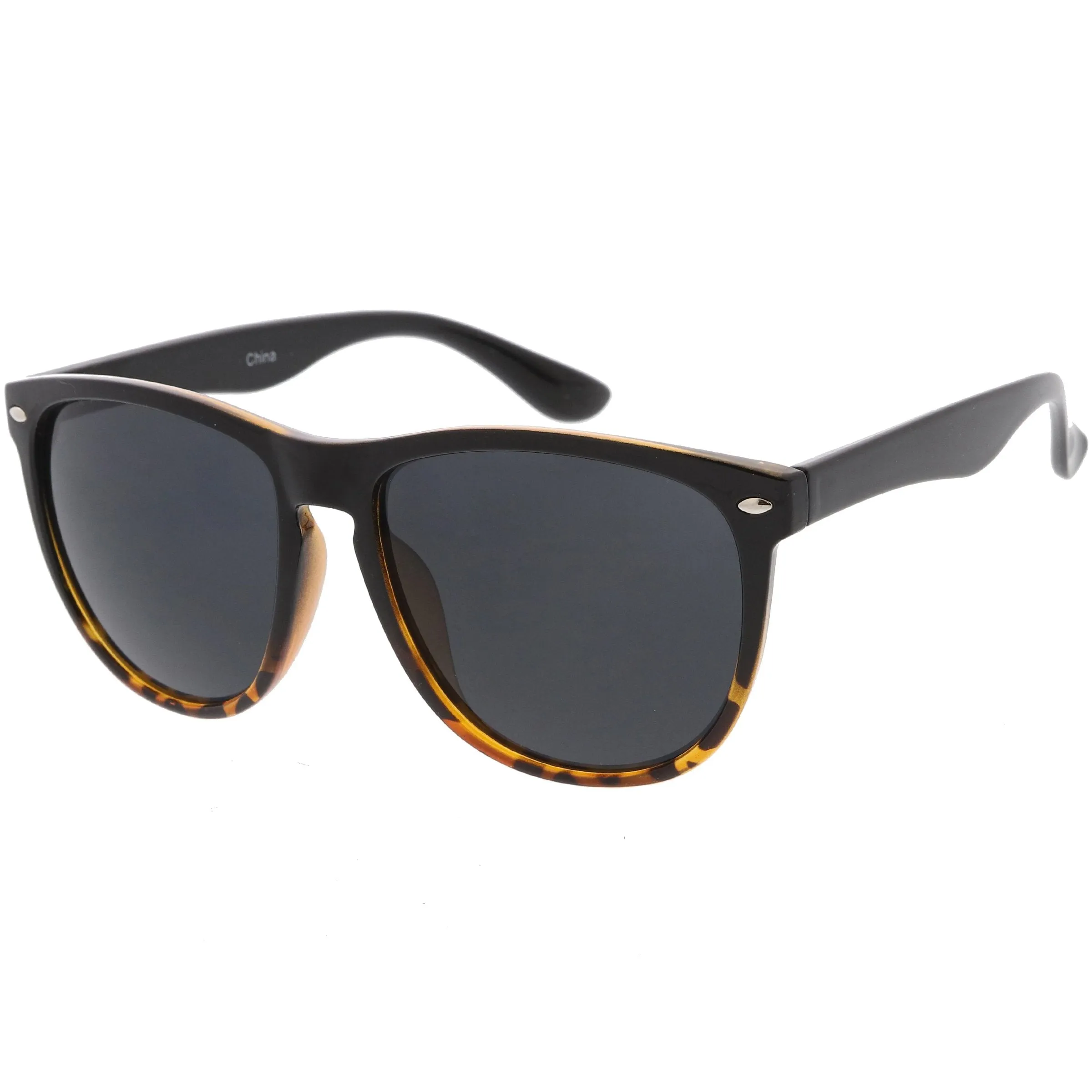 Round P3 Indie Dapper Key Hole Horned Rim Sunglasses C694 sold by ZeroUV product image thumbnail 4