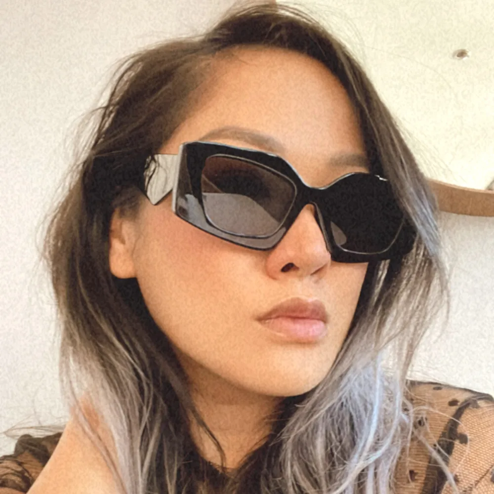 Medium Glam Chic Retro Chunky Square Sunglasses D314 sold by ZeroUV product image thumbnail 2