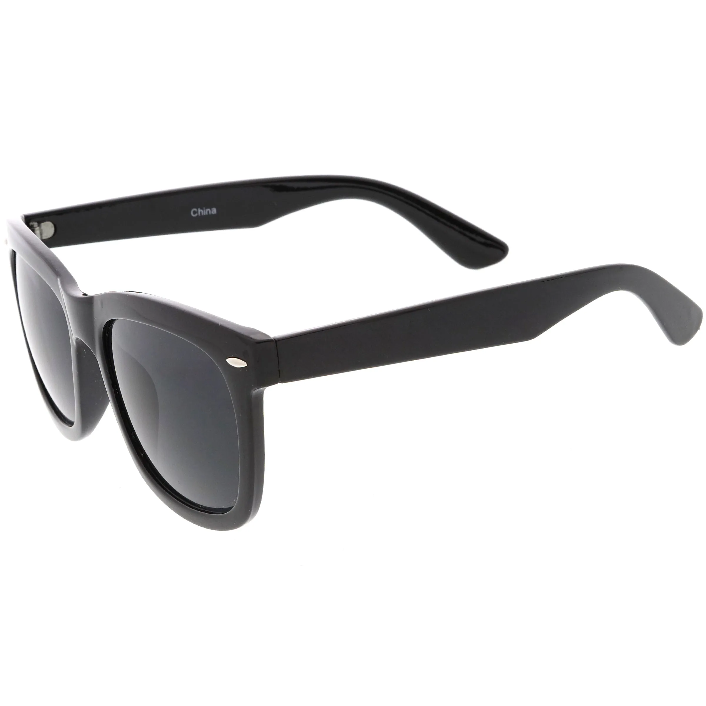 Oversize Wide Arm Metal Rivet Horn Rimmed Sunglasses C693 sold by ZeroUV product image thumbnail 3