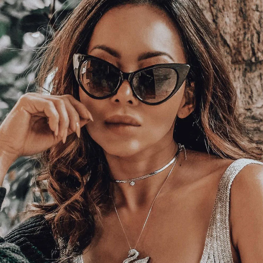 Celebrity Hot Tip Pointed Cat Eye Sunglasses 8371 sold by ZeroUV product image thumbnail 2