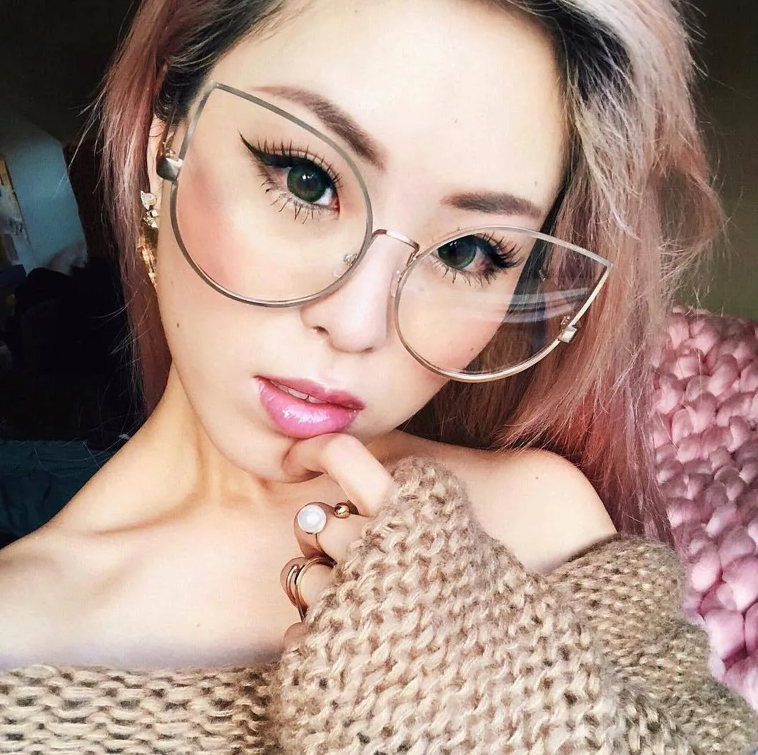 Women's Over Size Clear Flat Lens Cat Eye Glasses C302 sold by ZeroUV product image thumbnail 3