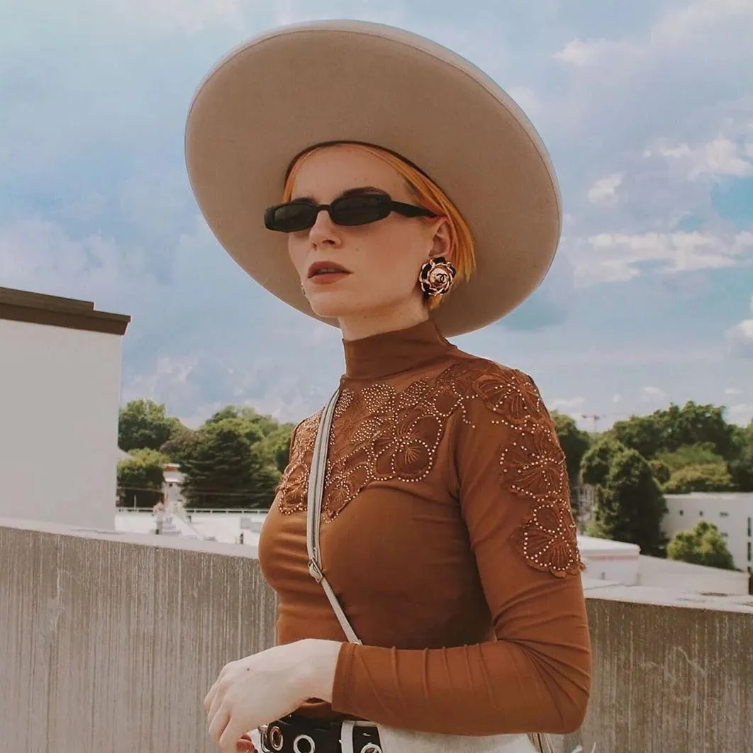 Retro 1990's Thin Rectangle Fashion Sunglasses C547 sold by ZeroUV product image thumbnail 3