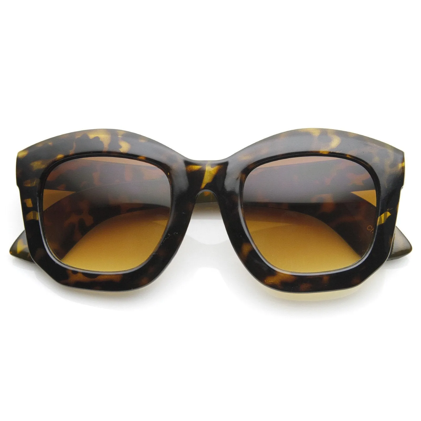 Oversize Blogger Designer Fashion Womens Sunglasses 8950 sold by ZeroUV product image thumbnail 5