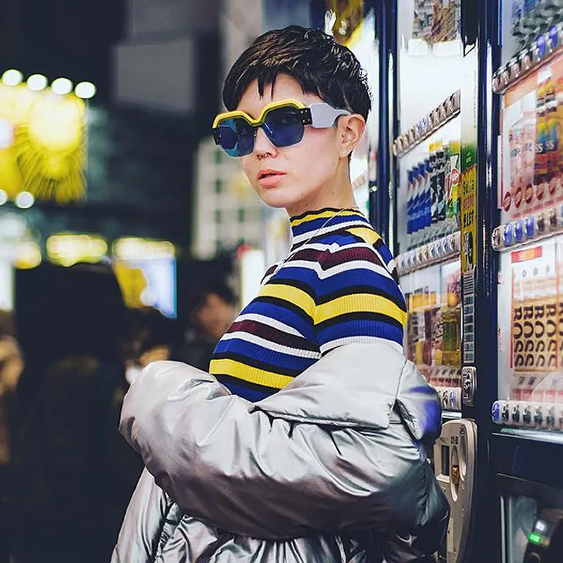 Women's Retro Modern Oversize Geometric Sunglasses C705 sold by ZeroUV product image thumbnail 3