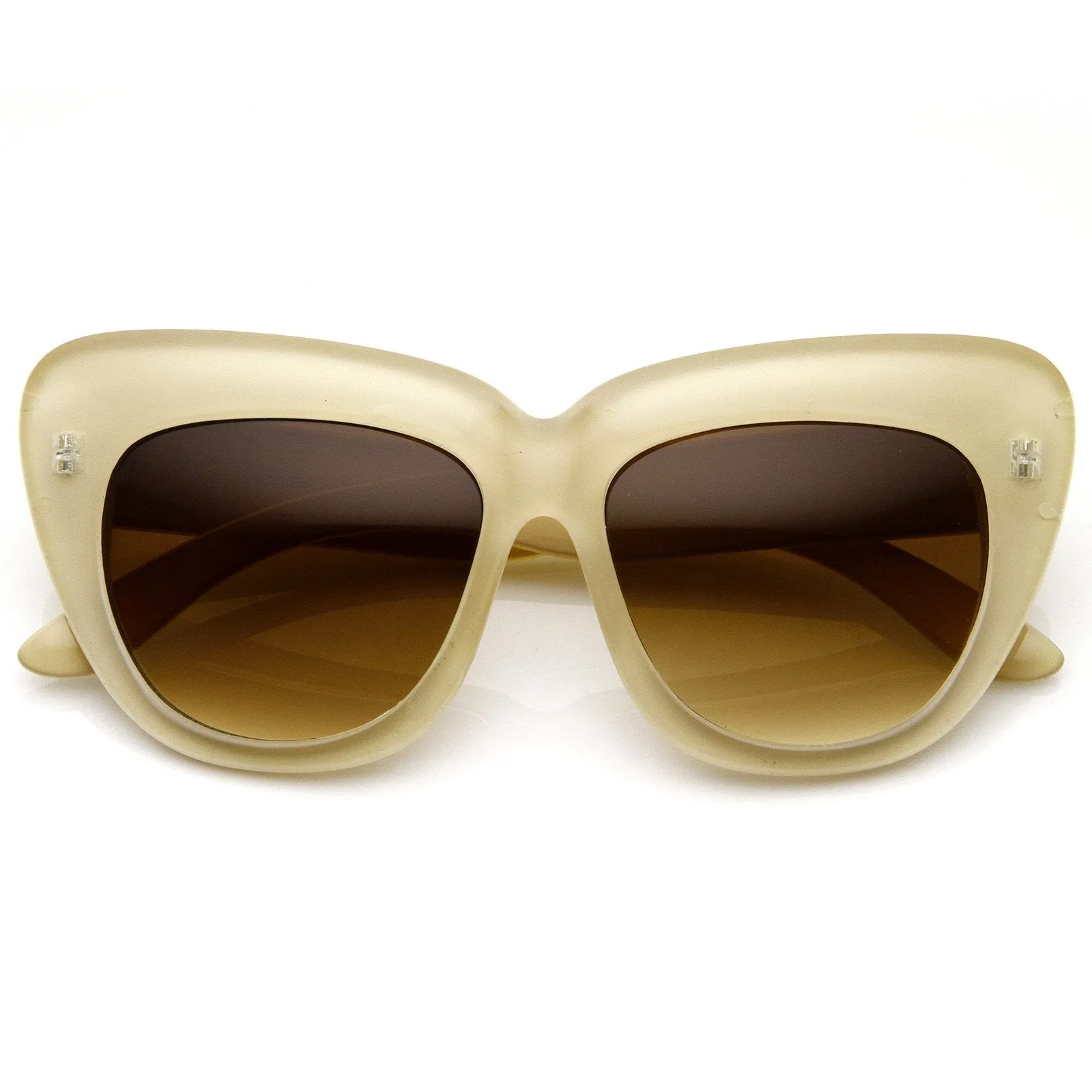 Celebrity Fashion Oversize Cat Eye Sunglasses 8300 sold by ZeroUV product image thumbnail 4