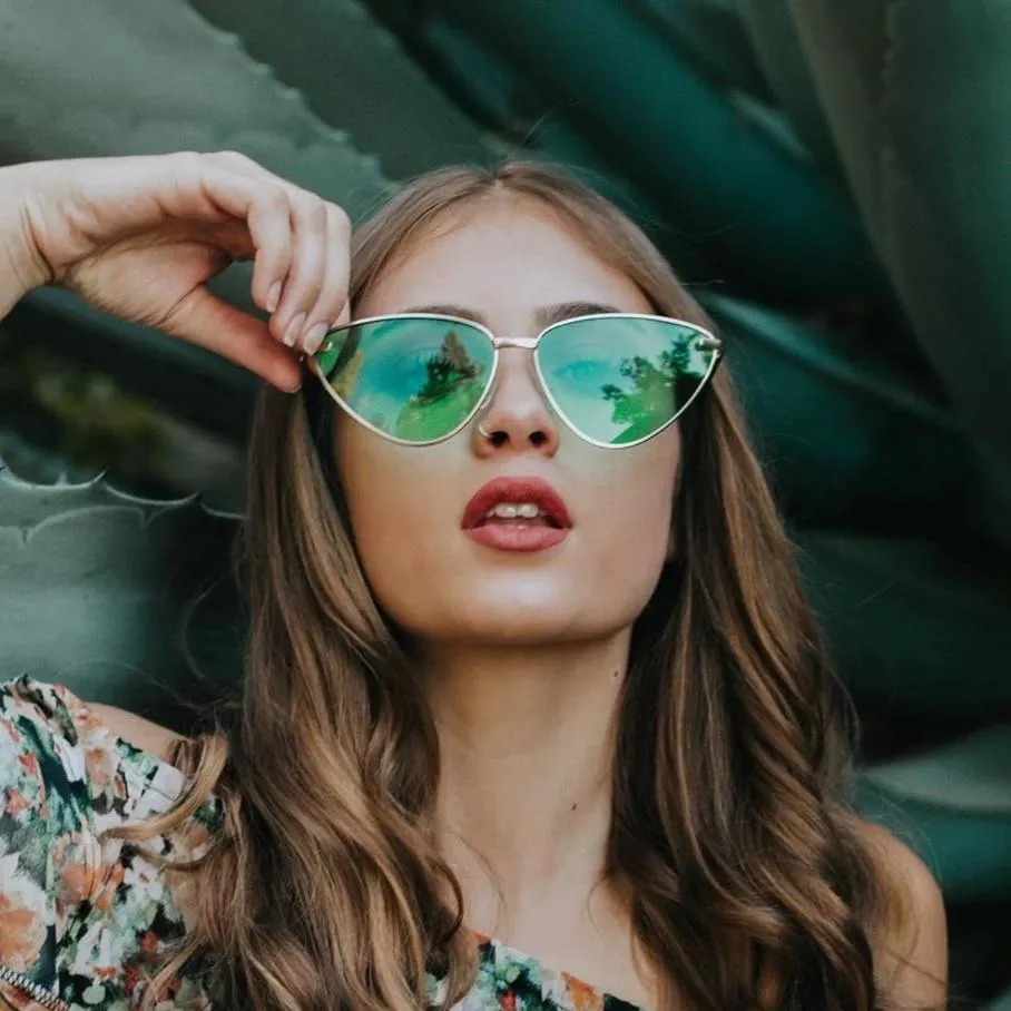 Women's Oversize Color Tone Metal Cat Eye Sunglasses C627 sold by ZeroUV product image thumbnail 2