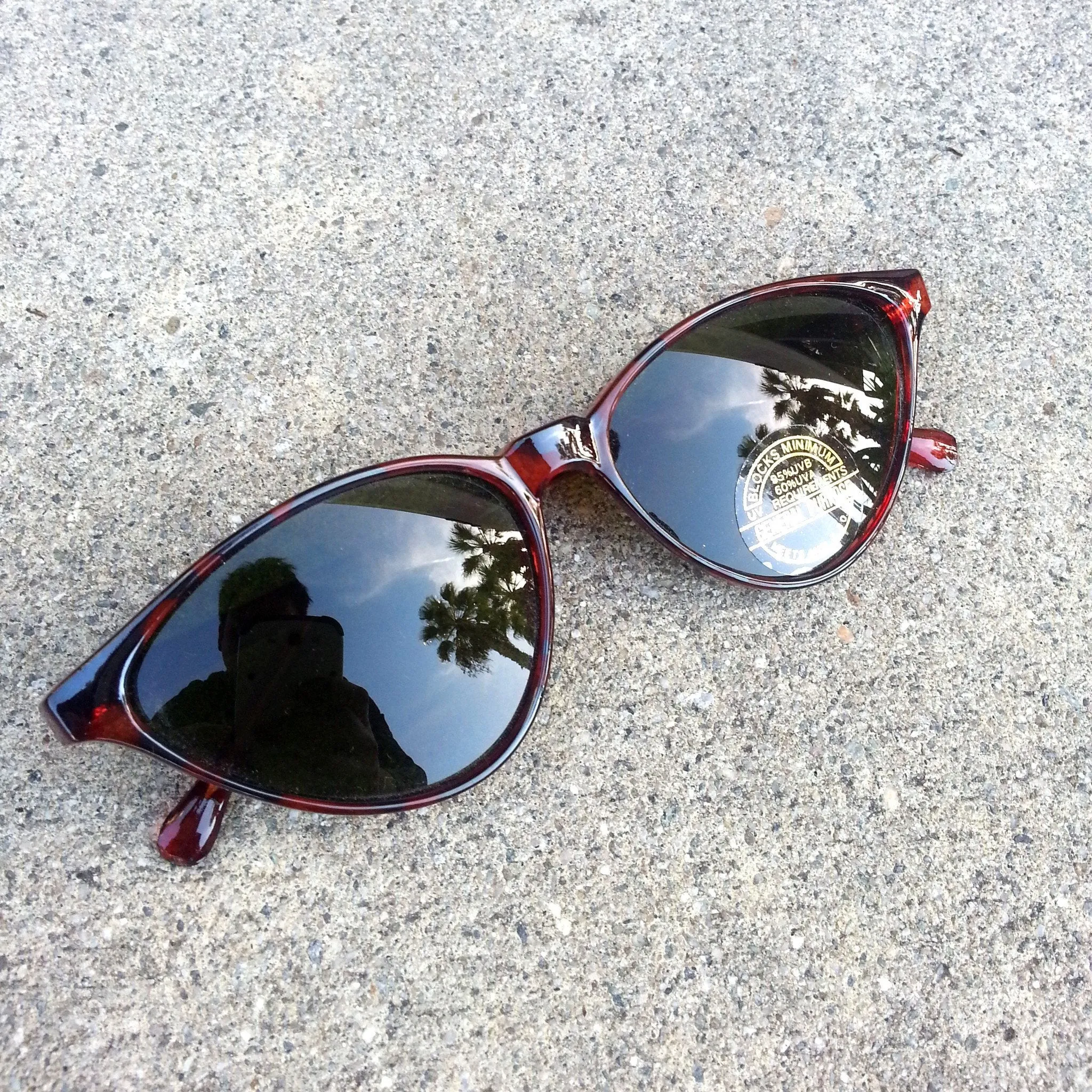 True Vintage Deadstock Indie Cat Eye Florence Sunglasses sold by ZeroUV product image thumbnail 3