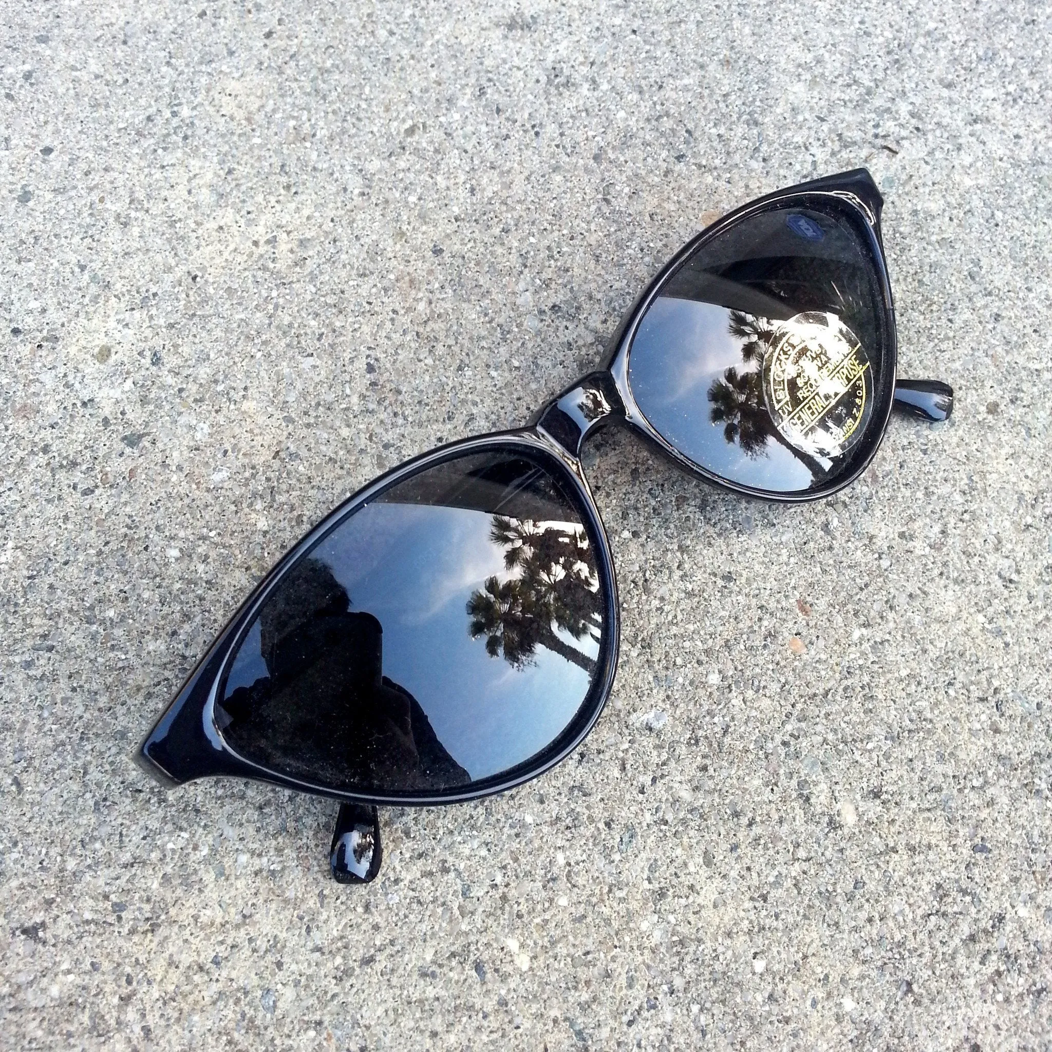 True Vintage Deadstock Indie Cat Eye Florence Sunglasses sold by ZeroUV product image thumbnail 2