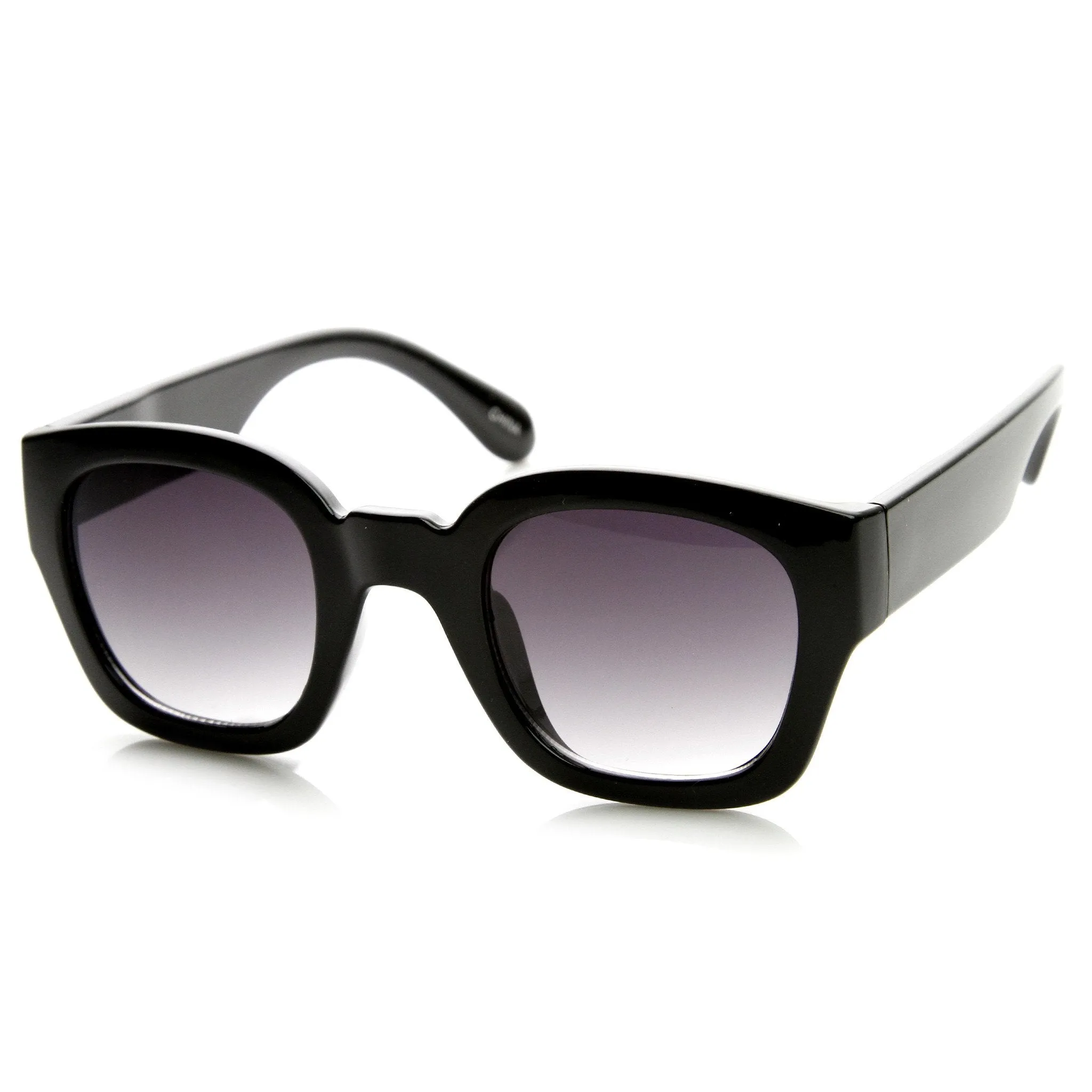 Retro Modern Bold Frame Block Horned Rim Sunglasses 9138 sold by ZeroUV product image thumbnail 2