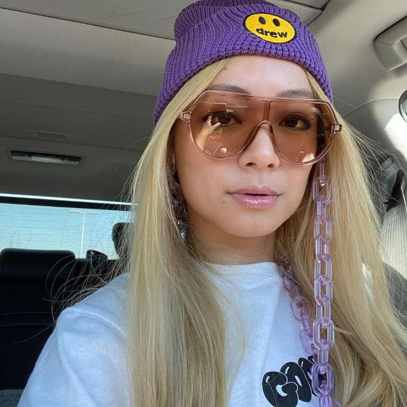 Color Pop 30" Translucent Plastic Face Mask and Glasses Chain sold by ZeroUV product image thumbnail 2