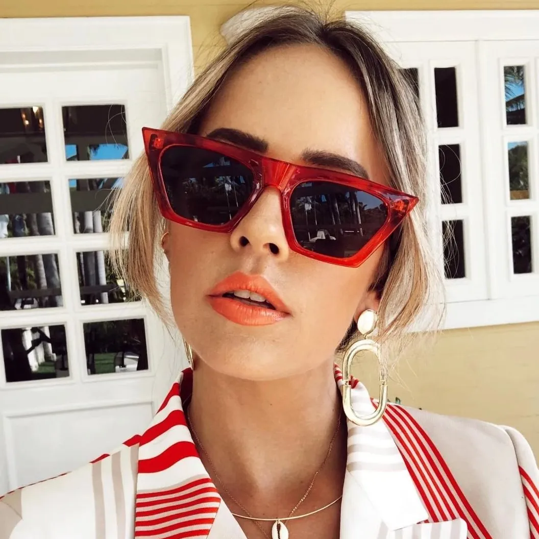 Women's Retro Oversize Wide Pointed Cat Eye Sunglasses C921 sold by ZeroUV product image thumbnail 2