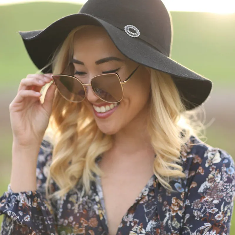 Oversize Modern Flat Mirror Lens Fat Eye Sunglasses A852 sold by ZeroUV product image thumbnail 2