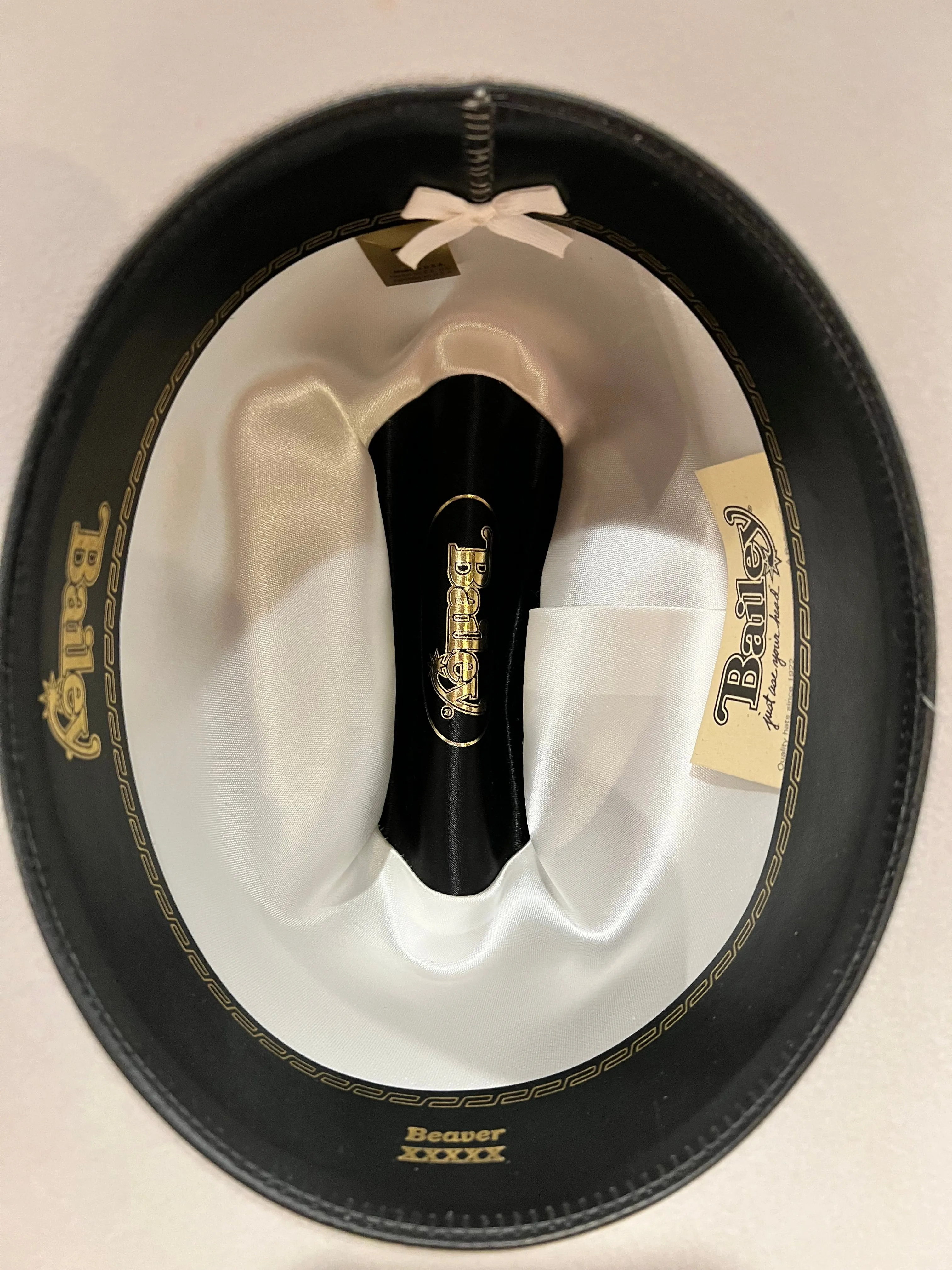 Vintage Bailey Ranchero 5x sold by Cave and Post product image thumbnail 3