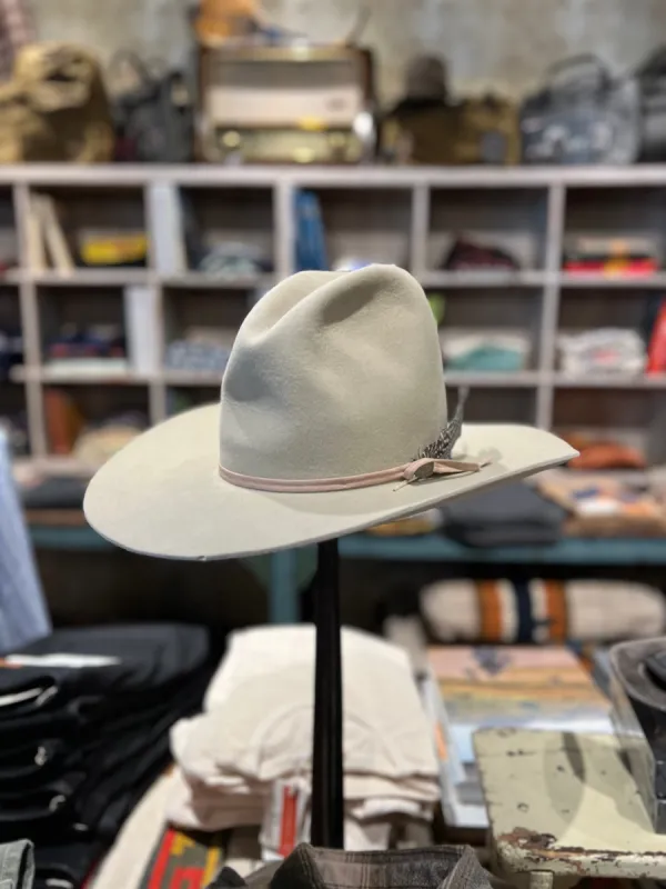 Vintage Resistol Gus Style Felt Hat sold by Cave and Post