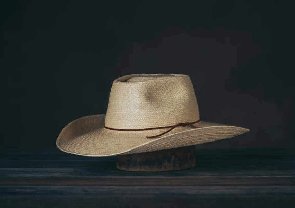 El Surfista sold by Cave and Post