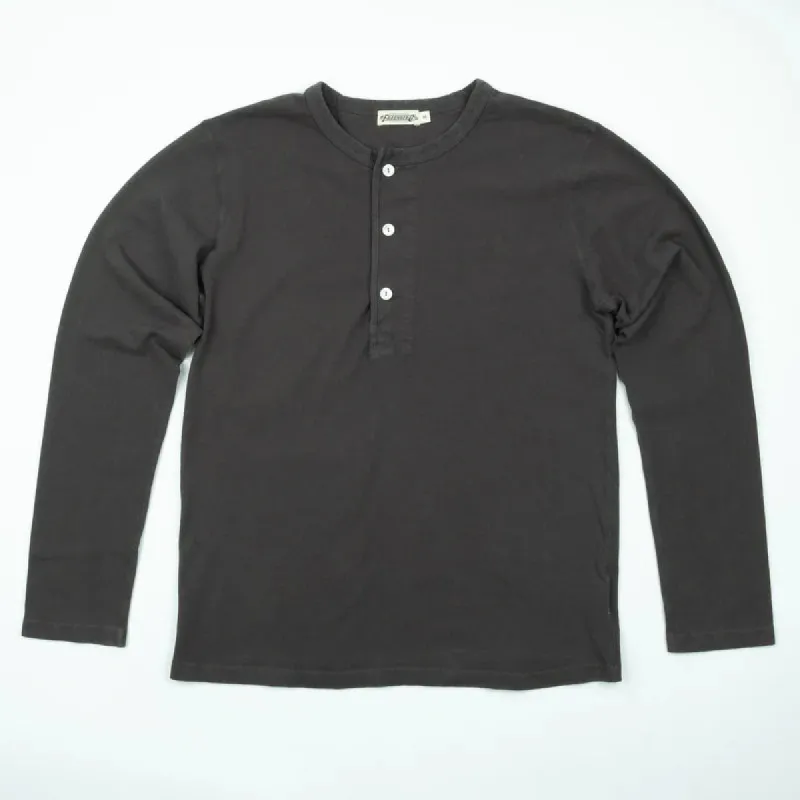 Freenote 13 Ounce Henley L/S Midnight sold by Cave and Post