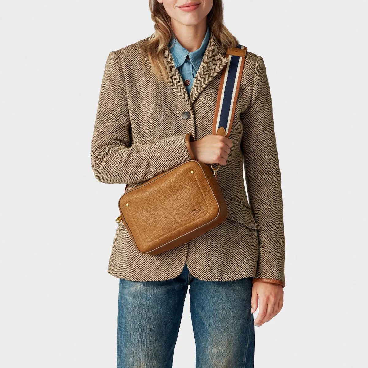 Shinola Camera Bag - Natural Leather - Tan sold by Cave and Post product image thumbnail 2