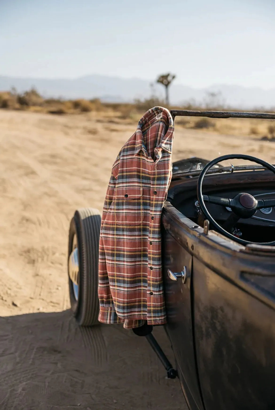 The Barrel Classic Straight - Indigo Raw 14oz Selvedge sold by Cave and Post