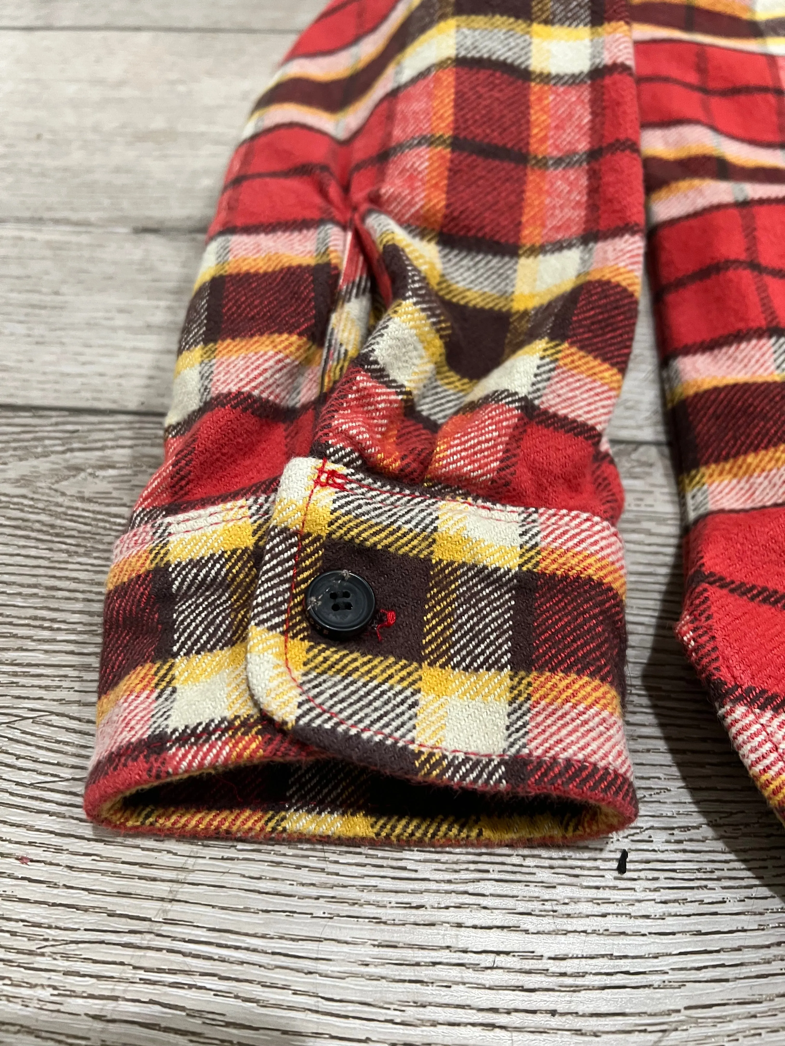 BENSON - MANDALAY RED sold by Cave and Post product image thumbnail 5