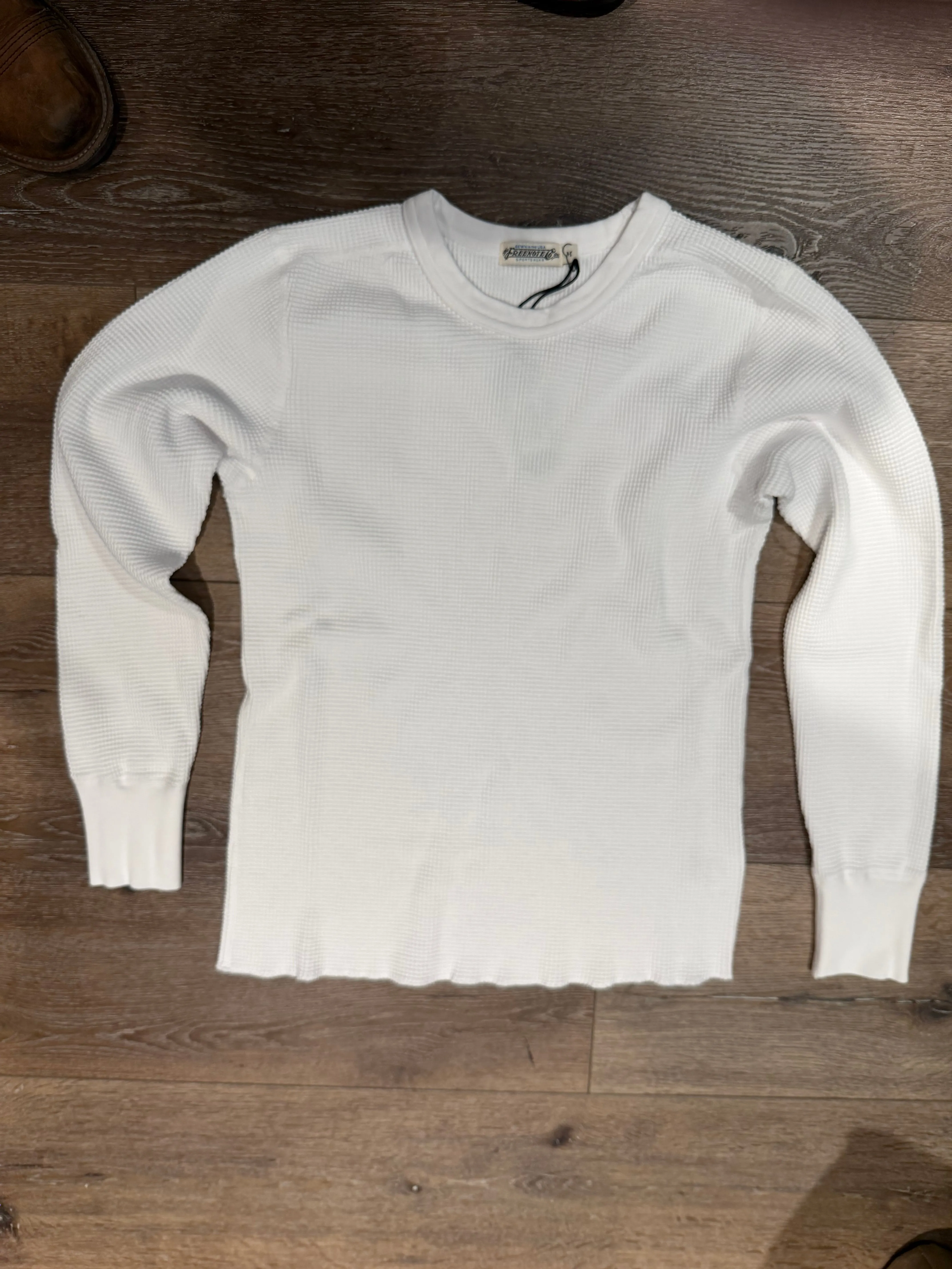 THERMAL LS WHITE sold by Cave and Post product image thumbnail 2