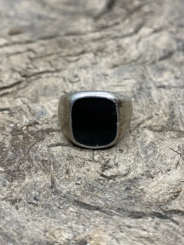 Vintage Black Onyx Sterling Silver Men's Signet Ring - Size 7.5 made by Cave and Post