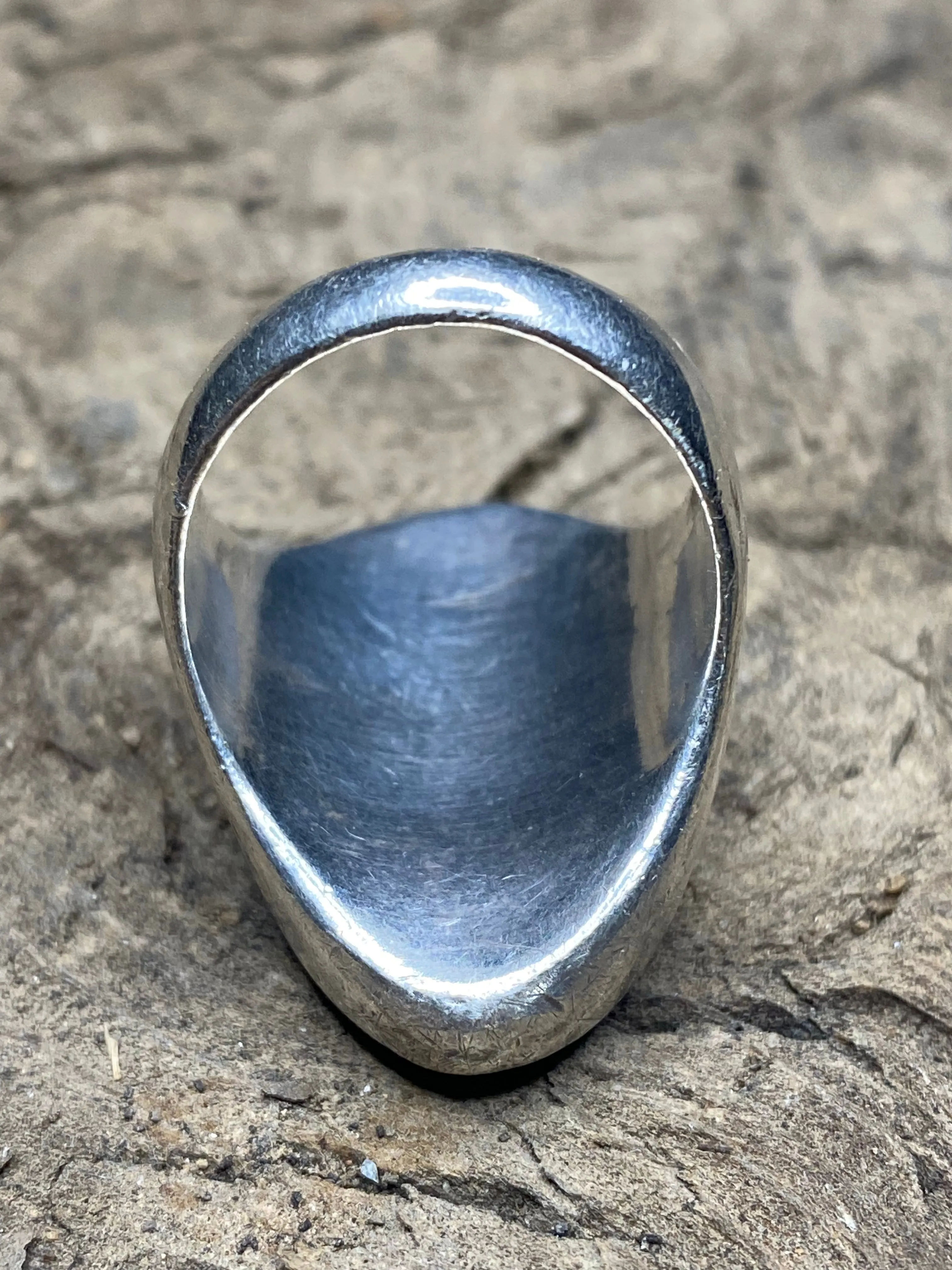 Vintage Lapis Lazuli Sterling Silver Men's Ring - Size 9 sold by Cave and Post product image thumbnail 4