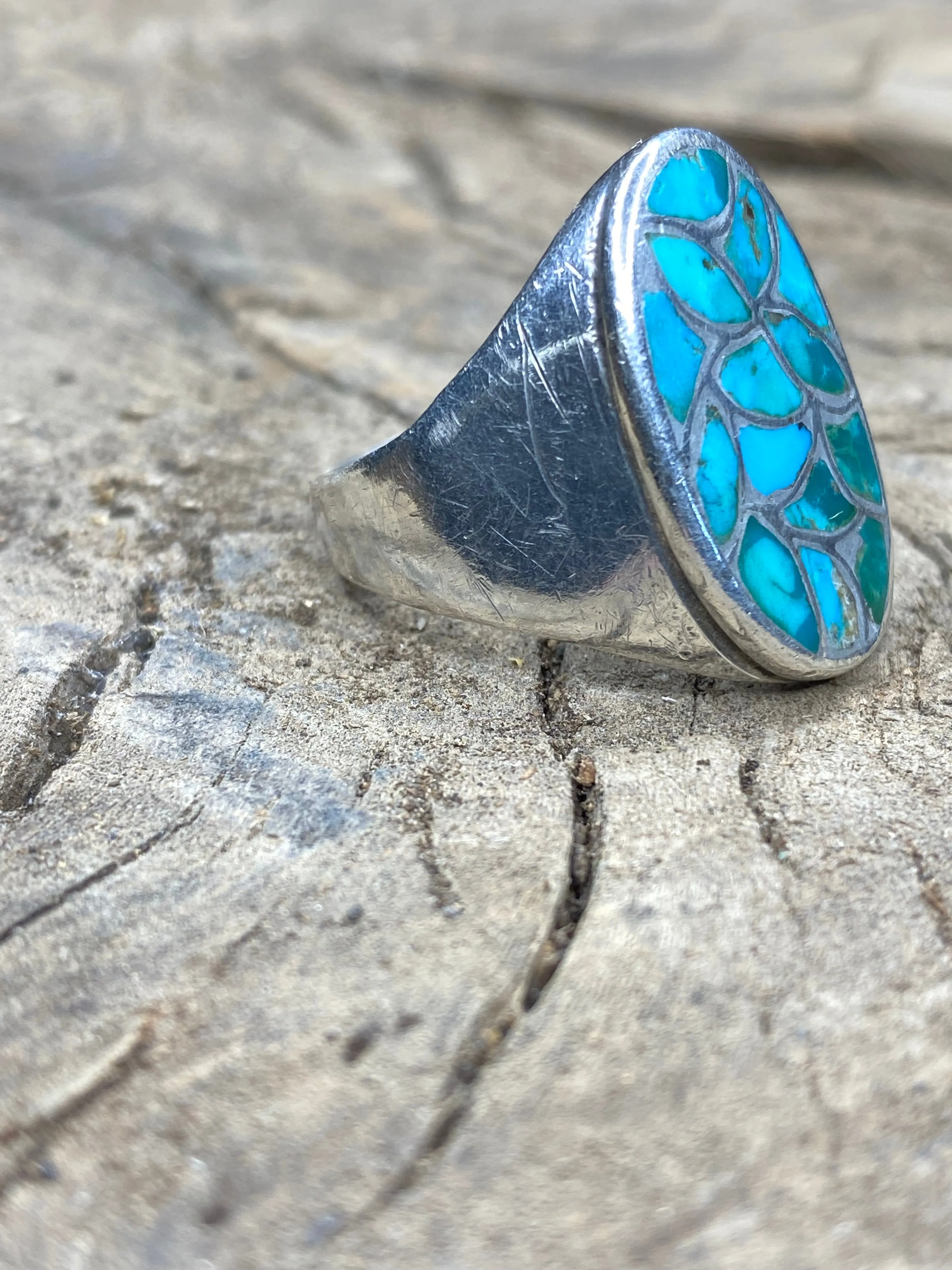 Vintage Turquoise Inlay Fish Scale Silver Men's Ring - Size 11 sold by Cave and Post product image thumbnail 2