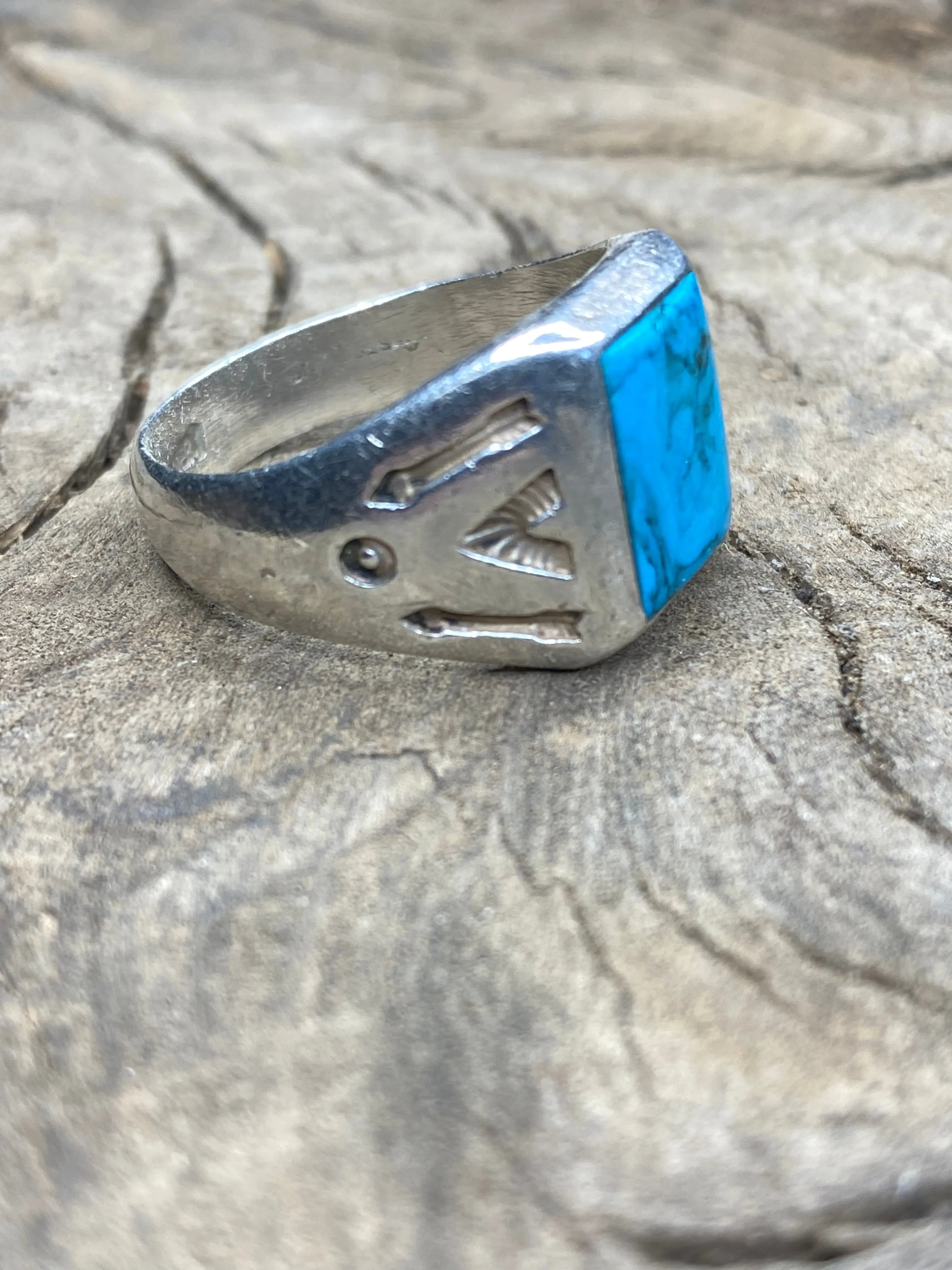 Vintage Turquoise Stamped Sterling Silver Arrows Ring - Size 11.5 sold by Cave and Post product image thumbnail 2