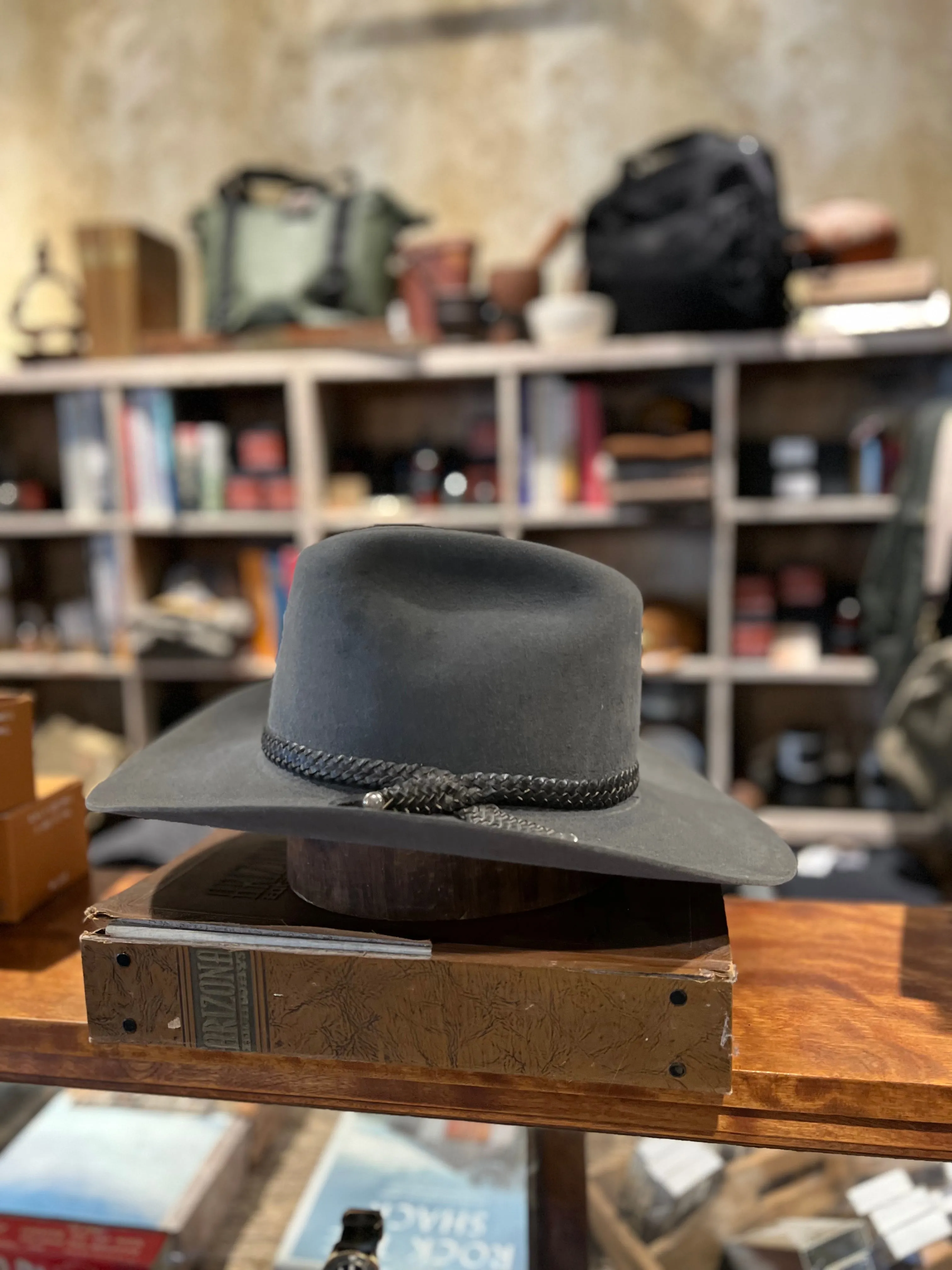 The Roundup 4x Felt Cowboy Hat sold by Cave and Post product image thumbnail 2