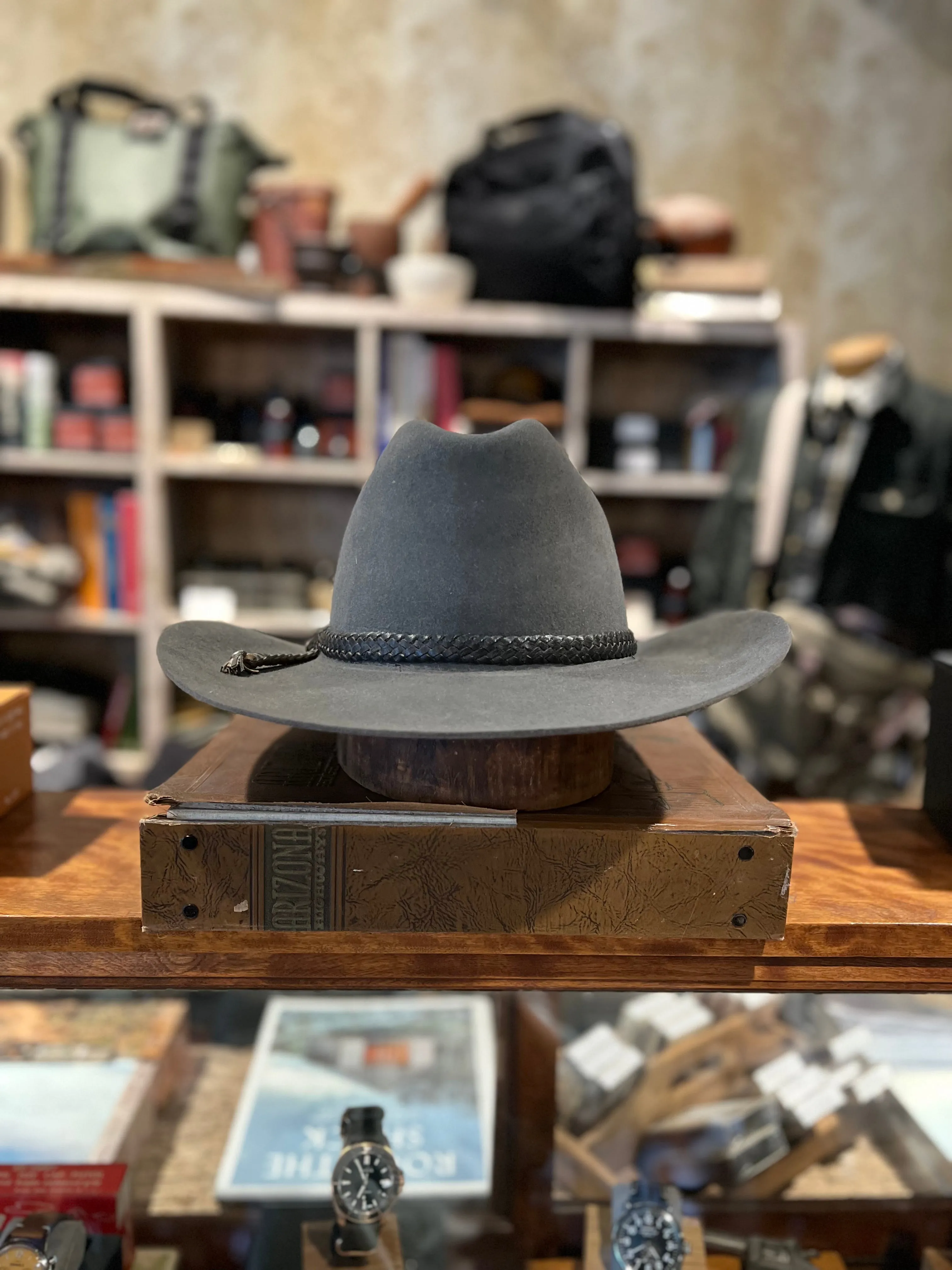 The Roundup 4x Felt Cowboy Hat sold by Cave and Post product image thumbnail 4