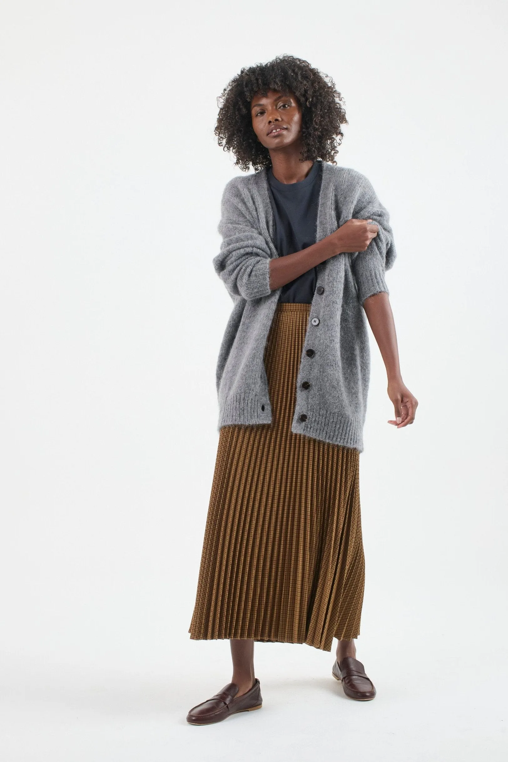 The Oversized Cardigan in Heather sold by Jamie Haller product image thumbnail 4