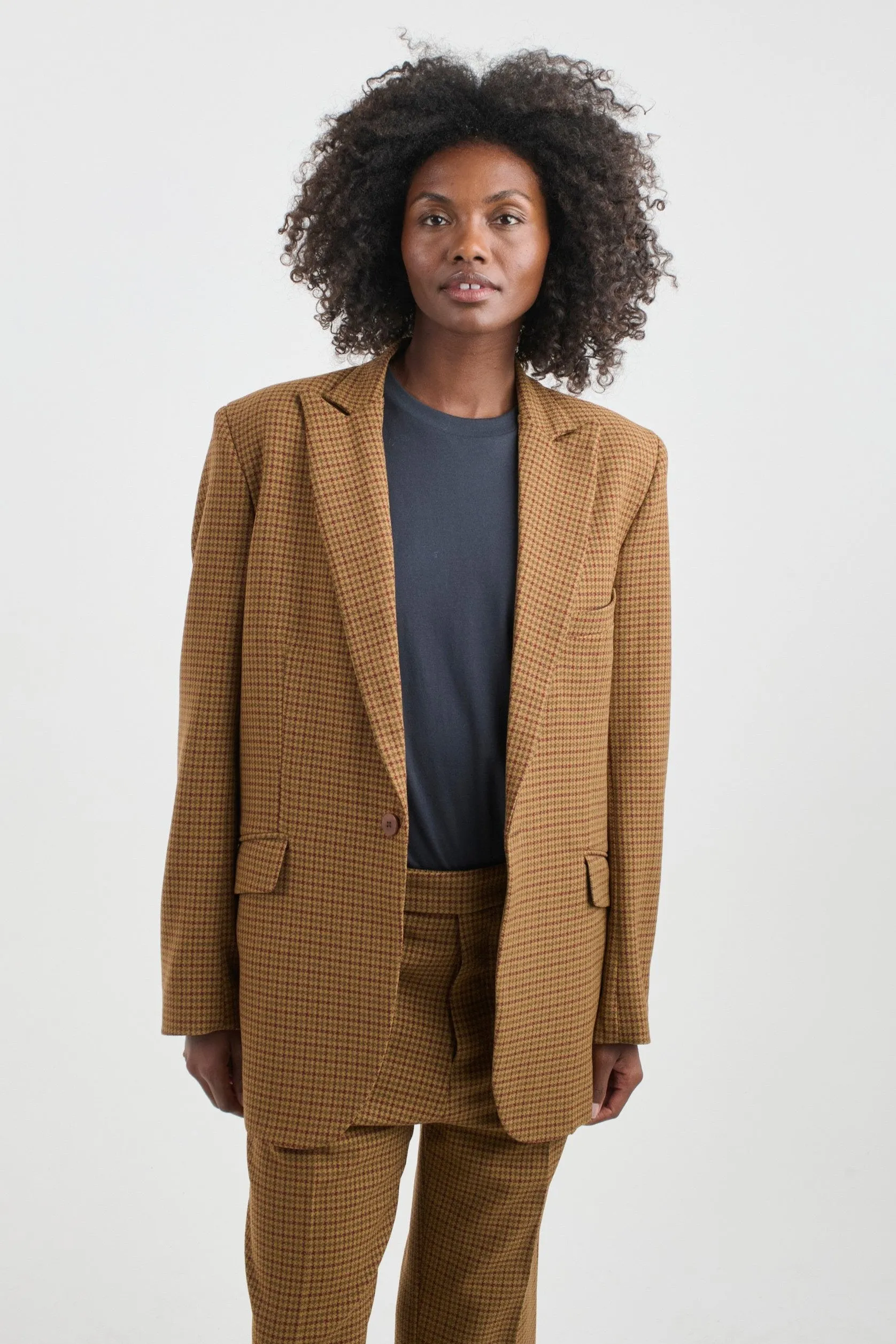 The Julius Blazer in Burgundy Brown Houndstooth sold by Jamie Haller